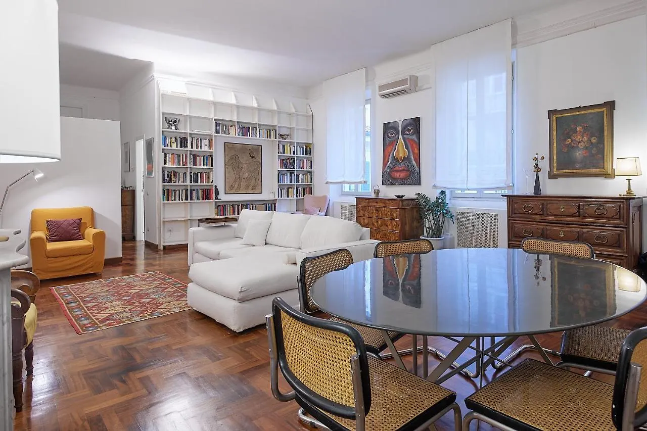 Hale Apartments - Crocetta Milán